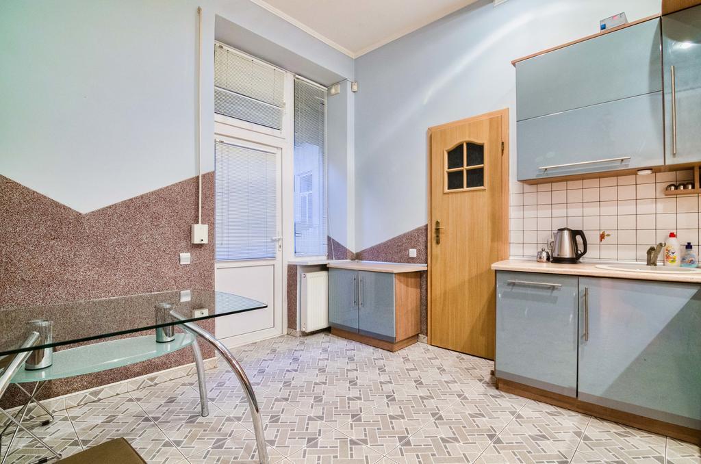 Apartamenty Lesi Ukrainky 17 Lviv Værelse billede
