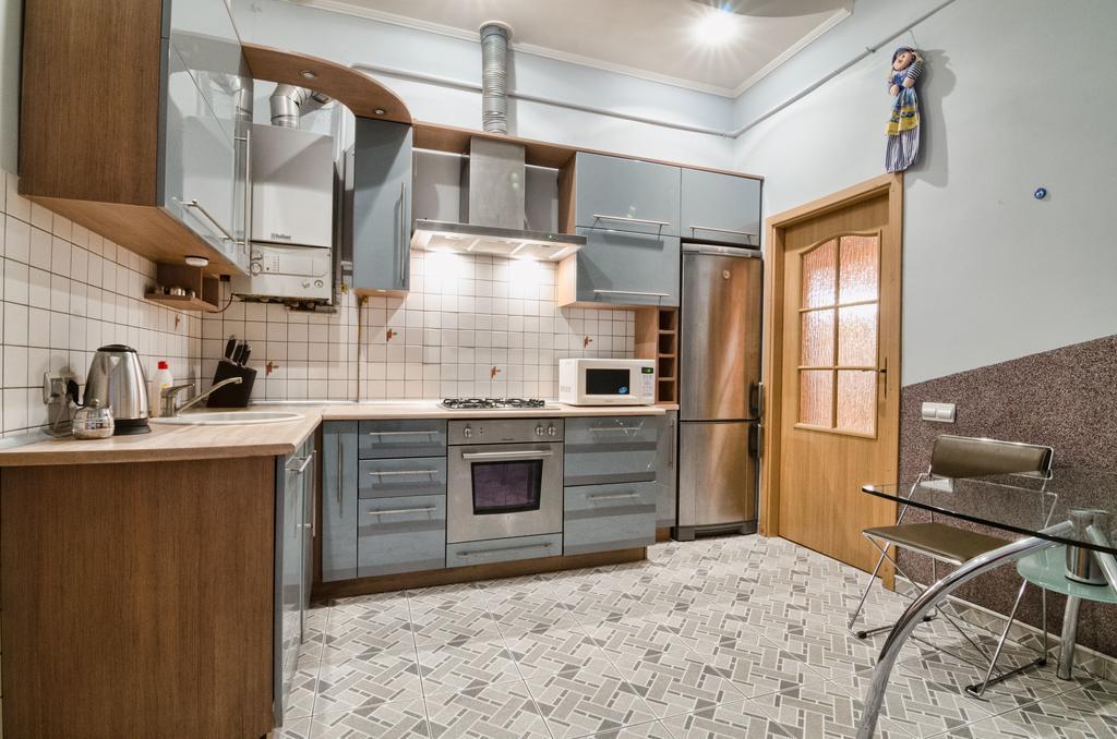 Apartamenty Lesi Ukrainky 17 Lviv Værelse billede