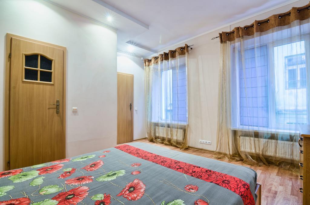 Apartamenty Lesi Ukrainky 17 Lviv Eksteriør billede